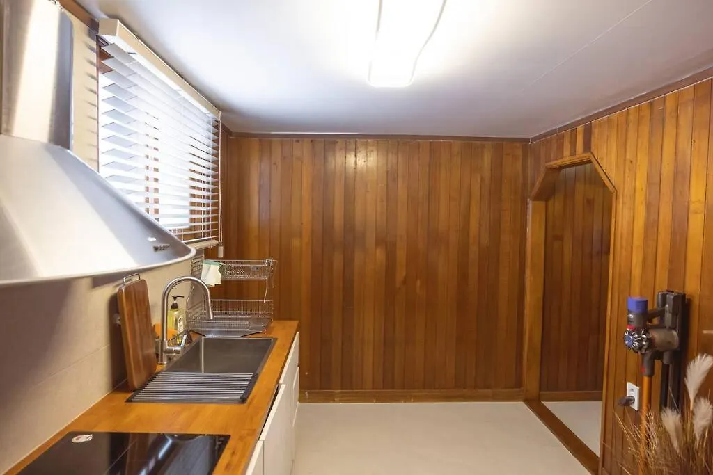Stay Mukeum House Busan Apartment